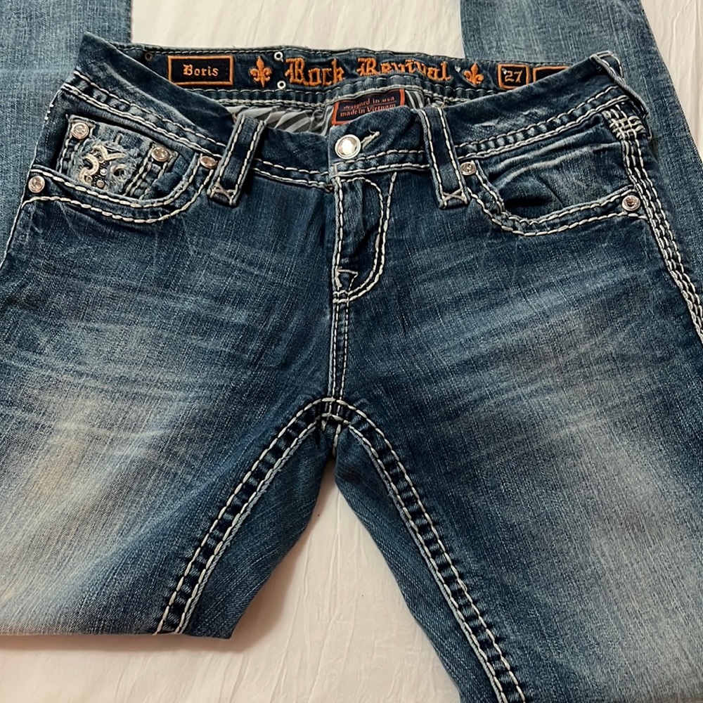 Rock Revival woman’s skinny jeans